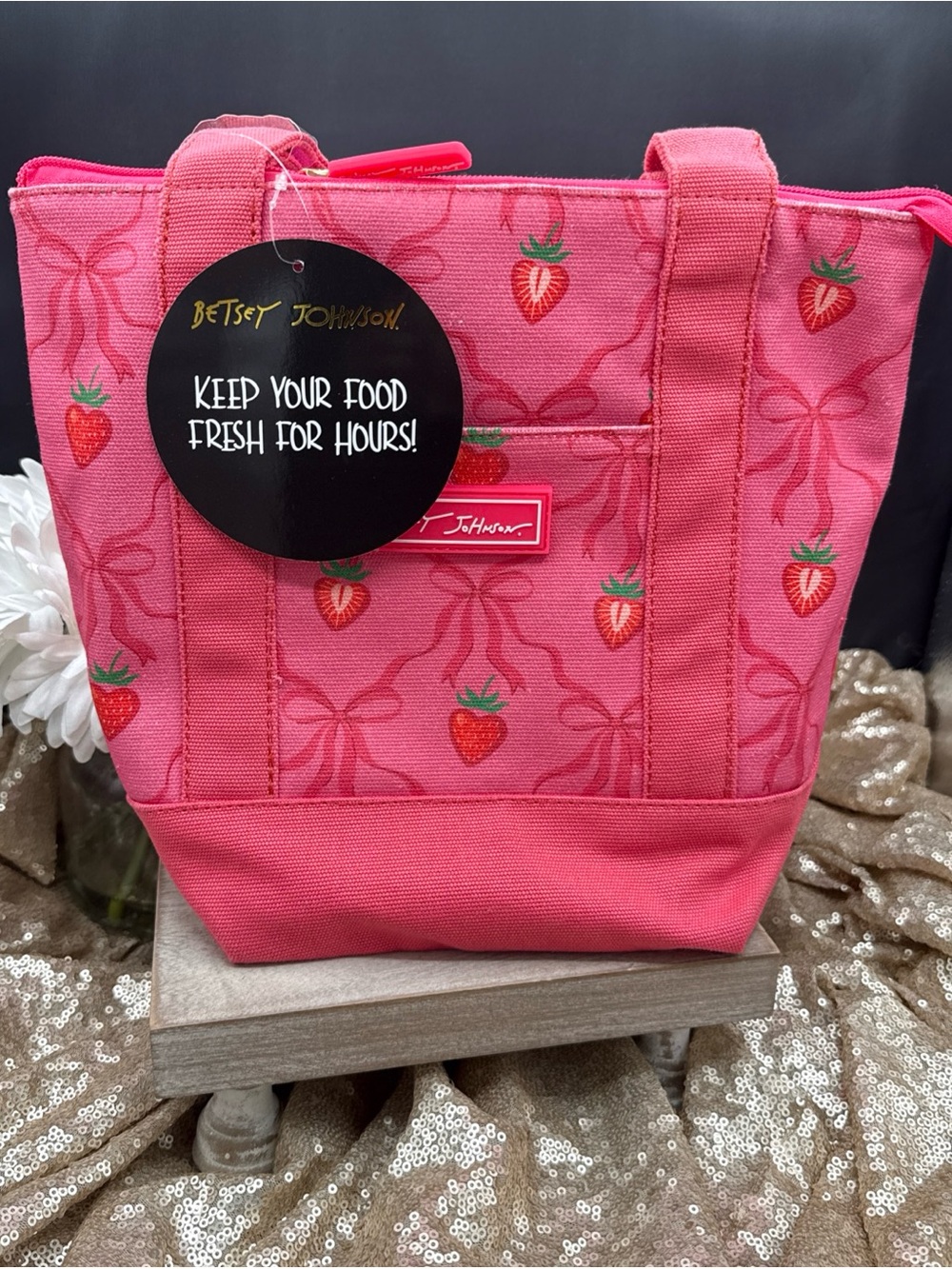 Betsey Johnson Pink Red Strawberry Bow Insulated Canvas Lunch Tote Bag NWT